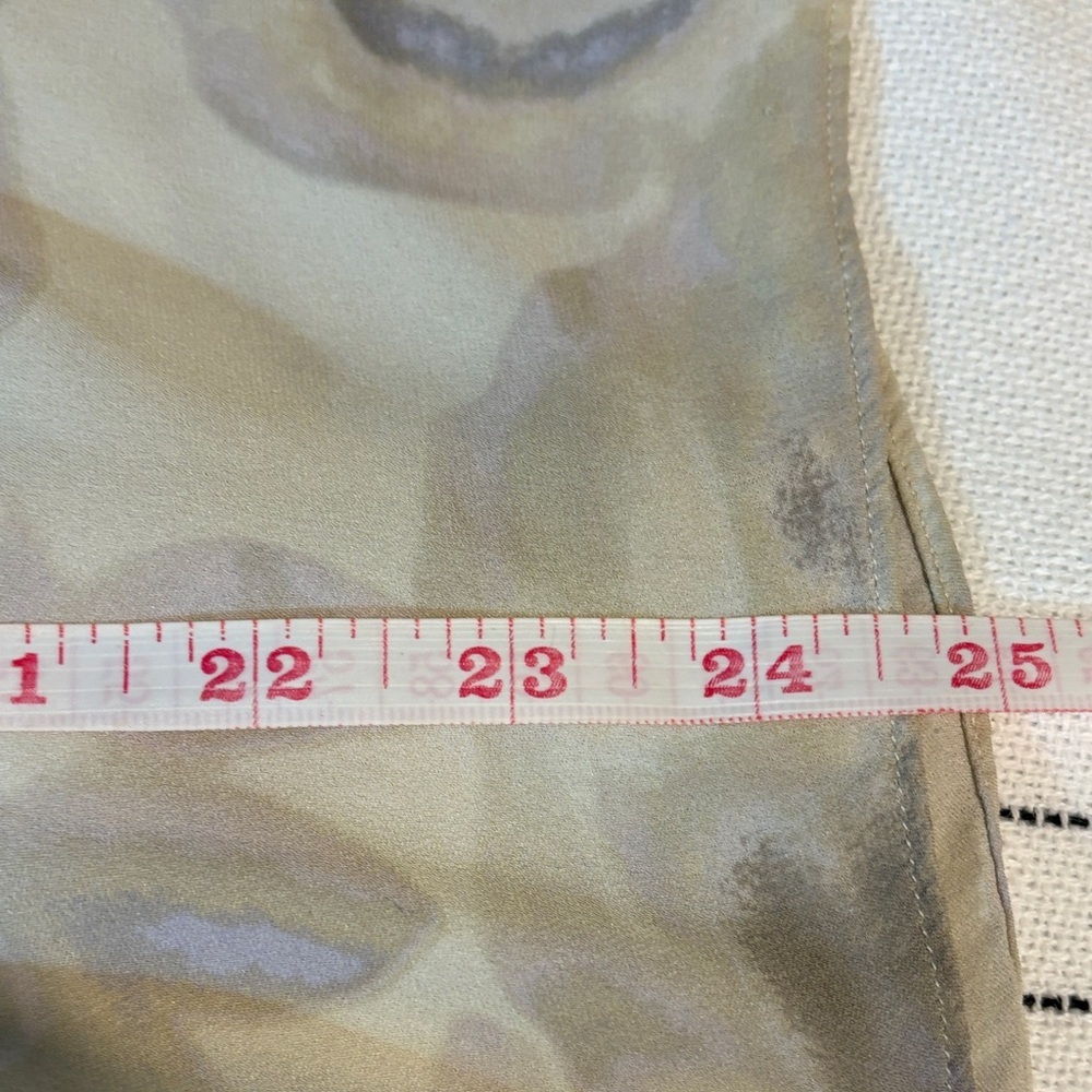 Aritzia Wilfred 100% silk Floral Short-Sleeve Blouse | Sheer Minimalist Top - Picture 8 of 8